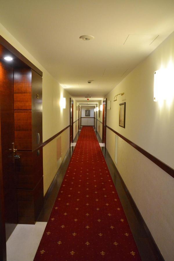 ורשה Azyl Apartments מראה חיצוני תמונה